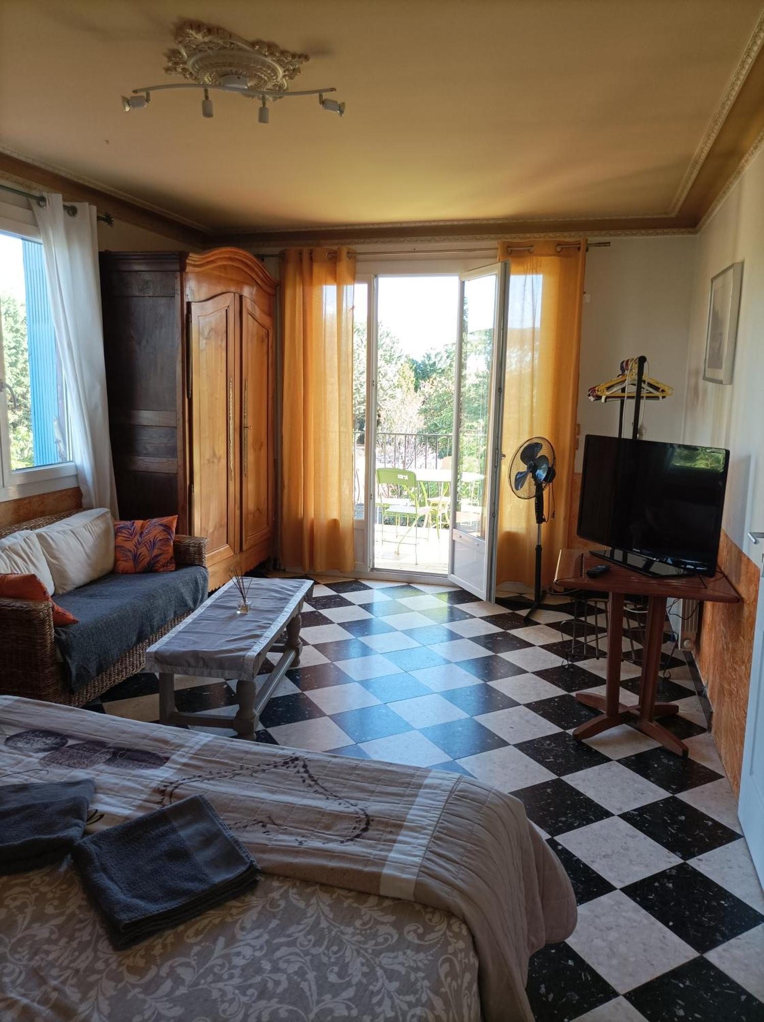 Chambre D'Hotes Les Garrigues Piolenc Exteriör bild